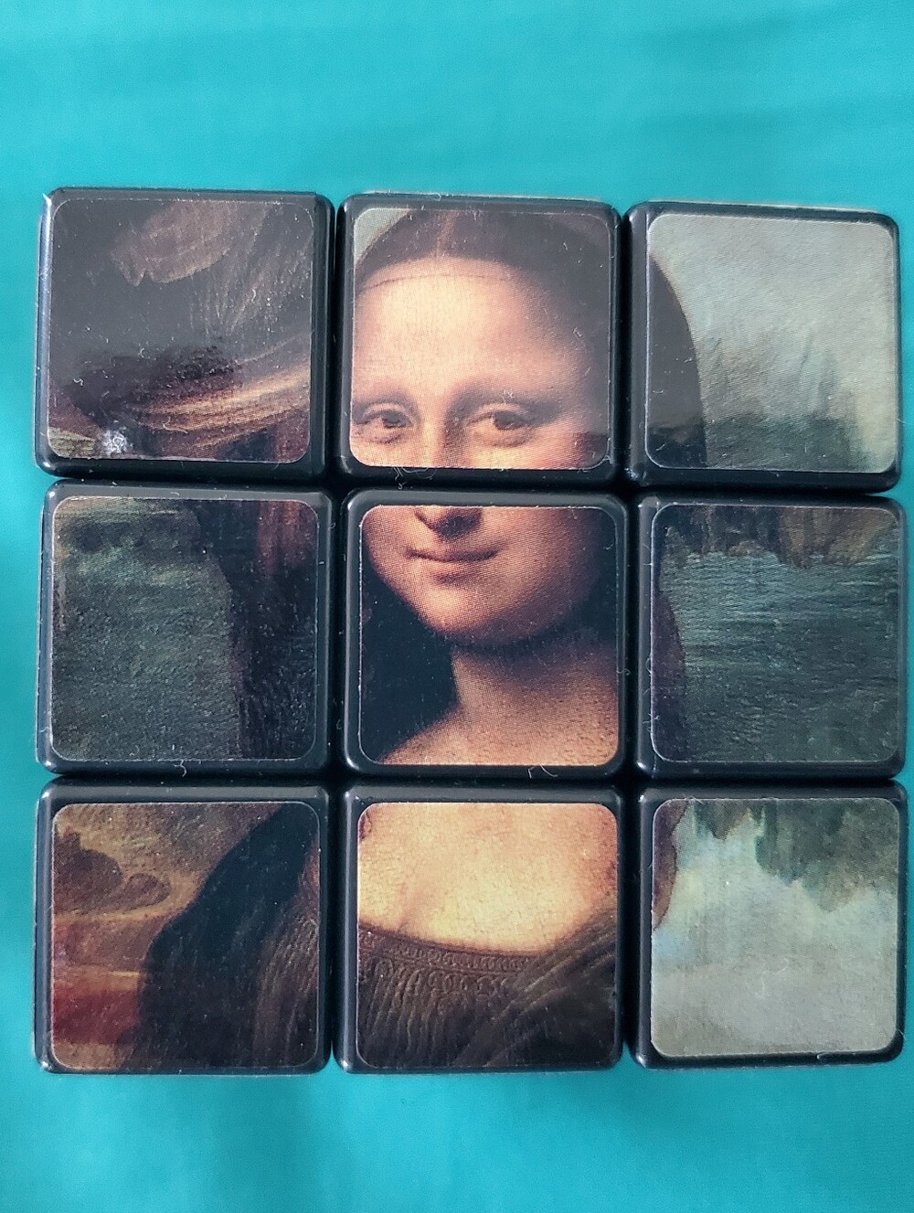 Louvre Rubik's Cube Famous Art Artsy Museum Puzzle Game